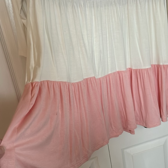 Soft Pleated Tunic Top - Picture 2 of 8